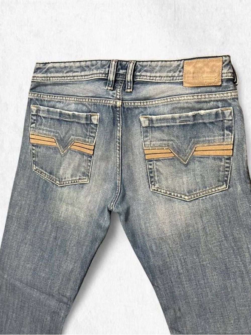 Diesel ZATINY blue bootcut jeans Size 32x32 distressed